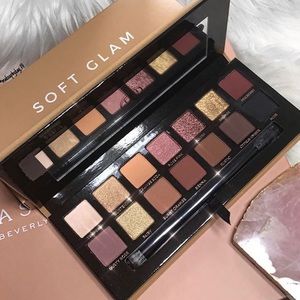 NEW Anastasia Beverly Hills Soft Glam Palette